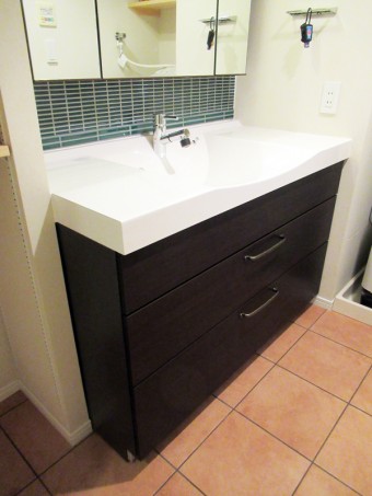 ウィリアムモリスのクロスでアートスペースのように 目黒区S様邸 ウィリアムモリスのクロスでアートスペースのように 目黒区S様邸